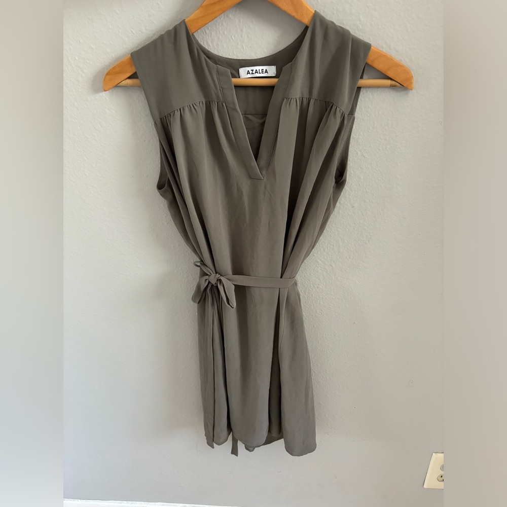 Azalea Olive grey tunic